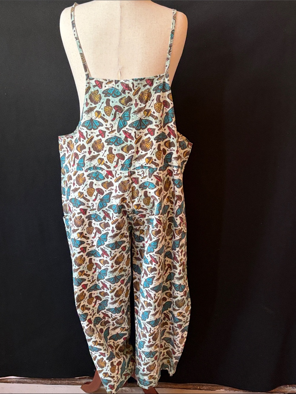 Butterfly Print Linen-Blend Wide Leg Jumpsuit - Multicolor - Picture 3 of 11